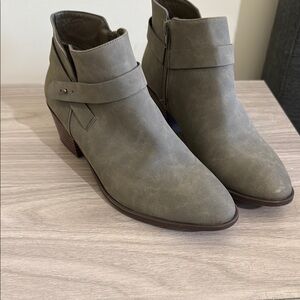 Size 9; Suede Ankle Booties NWOT